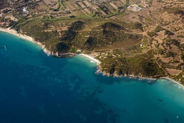 Aereal görünümü doğa Calamosca Hill Cagliari, Sardegna, İtalya