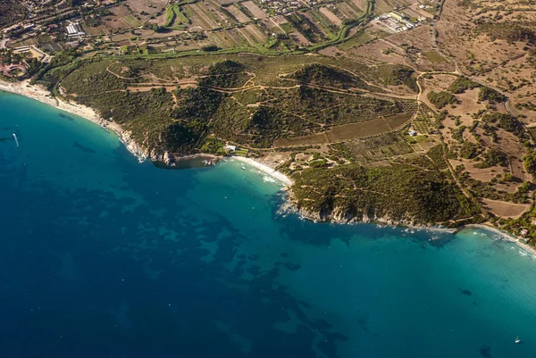 Aereal görünümü doğa Calamosca Hill Cagliari, İtalya