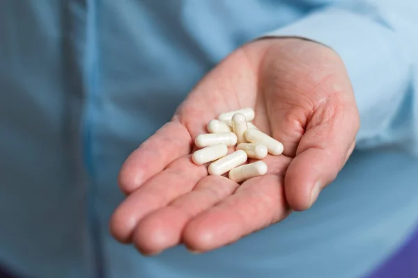 Witte Medicatie Capsules Van Glucosamine Gezonde Supplement Pillen Hand Van — Stockfoto