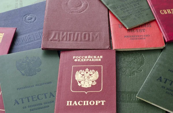 Bir takım kişisel belgeler