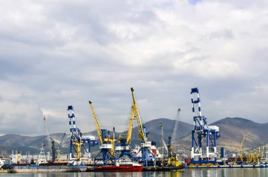 Denizden seaport için göster