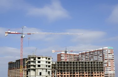 İnşaat highrise Vinçler ile Panoraması.