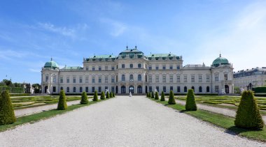 Upper belvedere Sarayı üzerinde fotoğraf arkadan görünüm