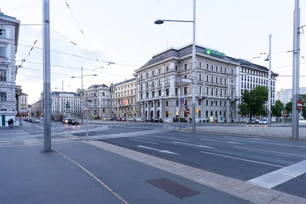 Wiedeń, Austria - 16 maja 2016 r.: ulica miasta — Zdjęcie stockowe