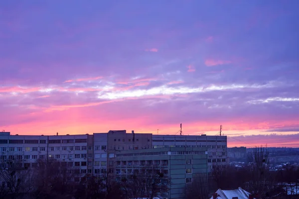 Chisinau Notaufnahme am Abend — Stockfoto