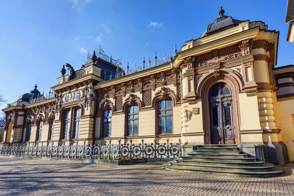 Herta villa no centro da cidade de Chisinau — Fotografia de Stock