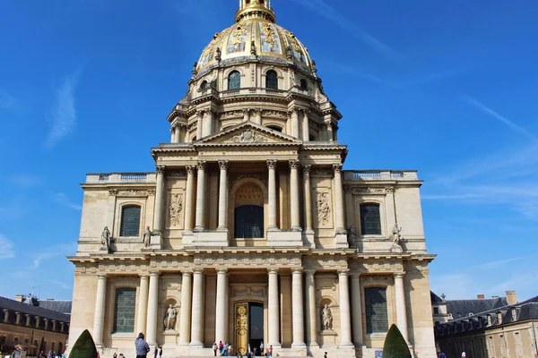 Vista em Napoleon edifício sepultura — Fotografia de Stock