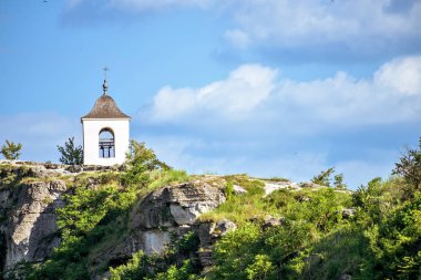 Kayalar ile muhteşem manzara