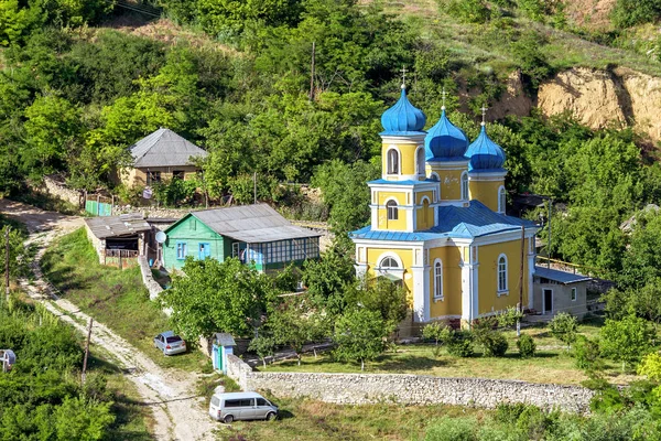 Trebujeni 마에서 지역 교회 — 스톡 사진