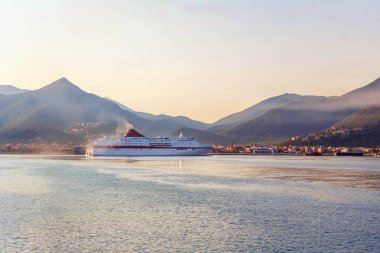 Grimaldi Minos yüksek hızlı gemi seyir hatları