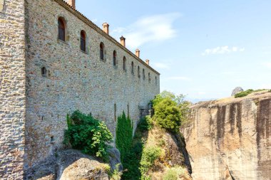 Manastır Dağları'nın sahilinde hava gün batımı görünümü