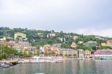 Santa Margherita Ligure güzel yağmurlu ve bulutlu gün