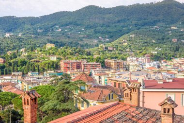 Yukarıdan sabah görünümüne bulutlu gün Santa Margherita Ligure