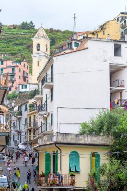 Eski mimari şehir binalar için alttan görüntülemek