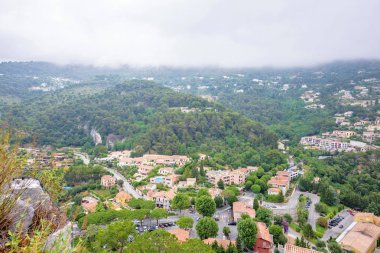 Sisli gün ışığı görmek istiyorsanız Eze, ortaçağ ile Cote d'Azur köy ho