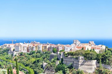Chateau Grimaldi palace ile eski şehir görünümüne gün ışığı