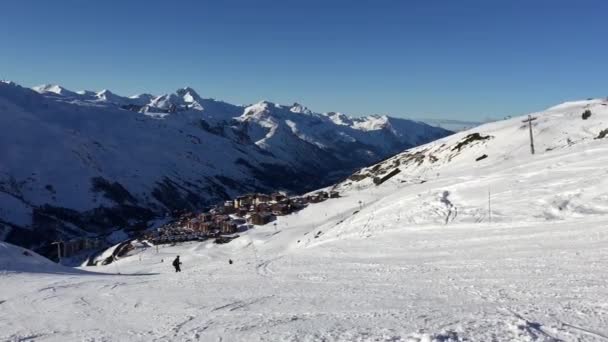 Fransa Courchevel Resort Kayak Yapan Doğa Insanlar — Stok video