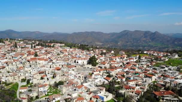 Vista Drone Montanhas Lefkara Aldeia Velha Chipre Igreja Casas — Vídeo de Stock