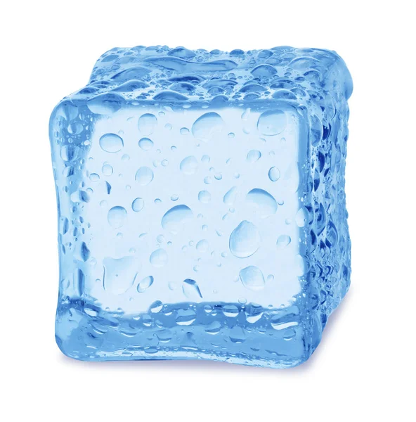 Cubos de gelo sobre um fundo branco . — Fotografia de Stock