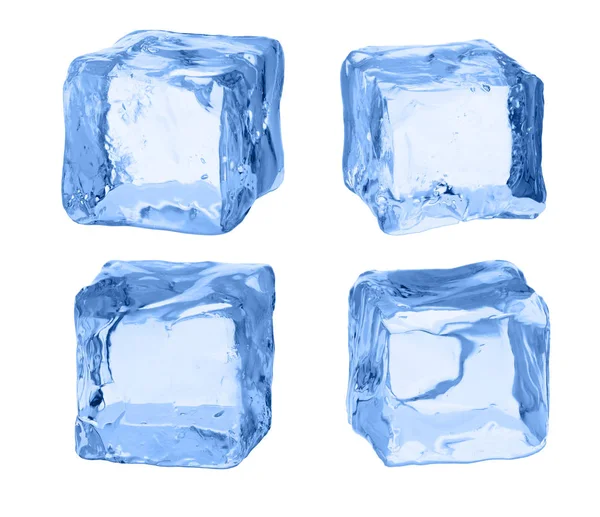 Cubes de glace sur fond blanc . — Photo