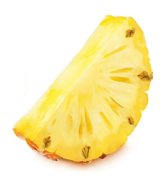 Dilim ananas beyaz izole. Detaylı rötuş. — Stok fotoğraf