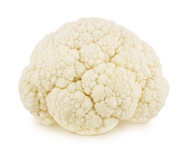 Taze karnabahar beyaz arka planda izole edilmiş..