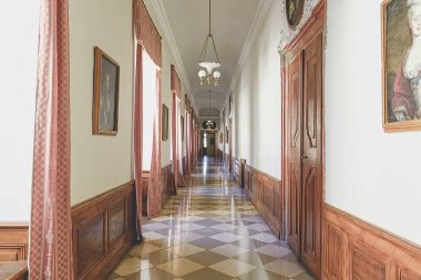 Çek Cumhuriyeti Valtice kalede. Ulusal kültürel anıt, başlangıçta Gotik bir kale ve Liechtenstein aile eski köşkü. Kale Unesco Dünya Kültür Mirası listesinde yer