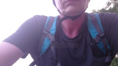 Bakış açına bisikletçi. Biniciler baş ve vücut