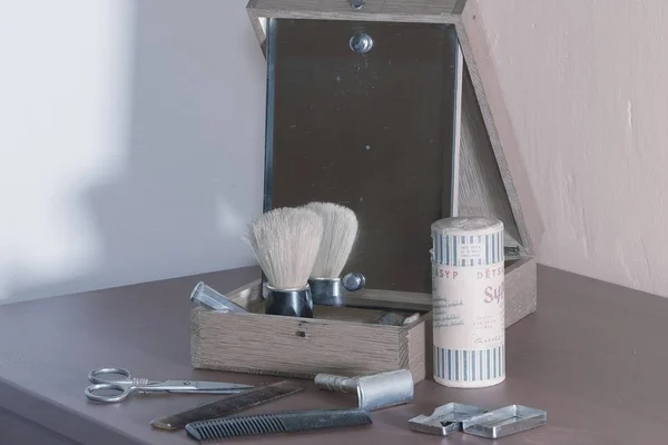 Vintage shaving accessories. Close-up. Add effect. — Stock Photo, Image