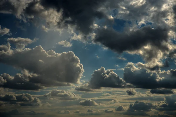 Hermoso Cielo Fondo Con Nubes — Foto de Stock