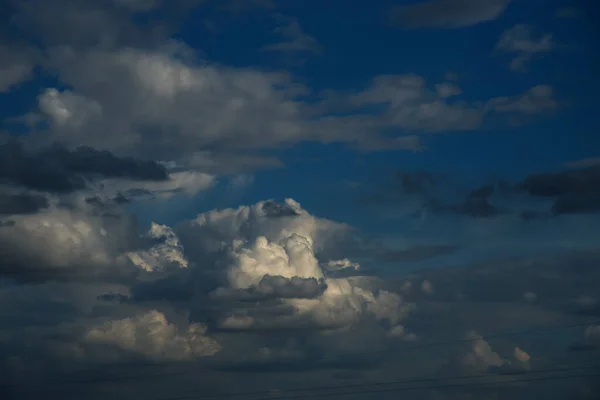 Fundo Céu Bonito Com Nuvens — Fotografia de Stock
