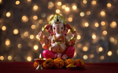 Hindu Tanrısı Ganesha 'nın Blured Bokeh arka planı, Ganesha Idol.