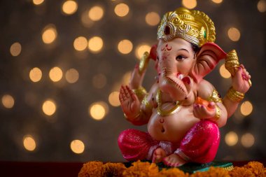Hindu Tanrısı Ganesha 'nın Blured Bokeh arka planı, Ganesha Idol.
