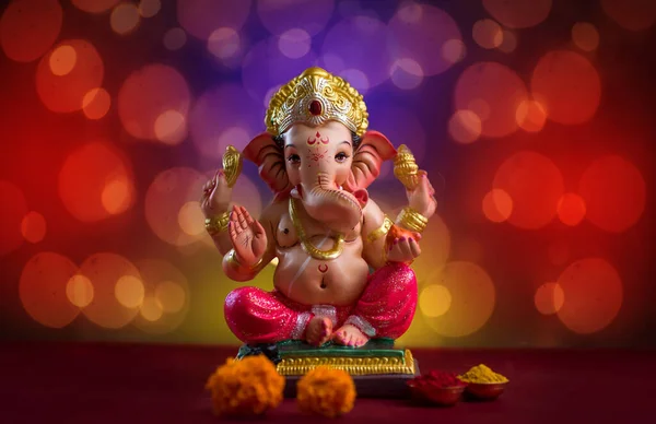 Hindu Tanrısı Ganesha 'nın Blured Bokeh arka planı, Ganesha Idol.