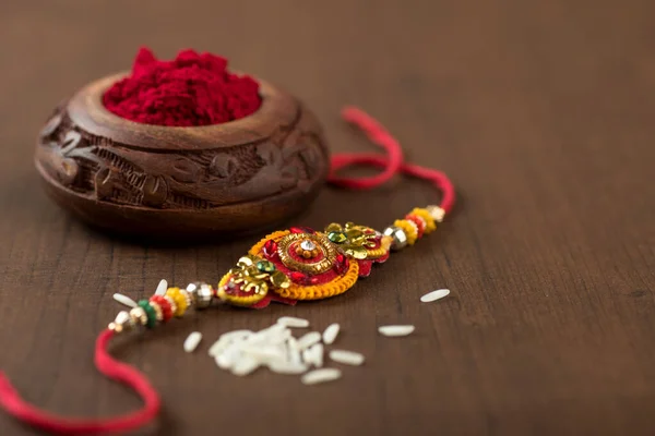 Festivalul Indian Raksha Bandhan Fundal Elegant Rakhi Cereale Orez Kumkum — Fotografie, imagine de stoc