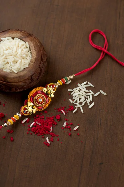 Festival Indien Fond Raksha Bandhan Avec Élégant Rakhi Rice Grains — Photo
