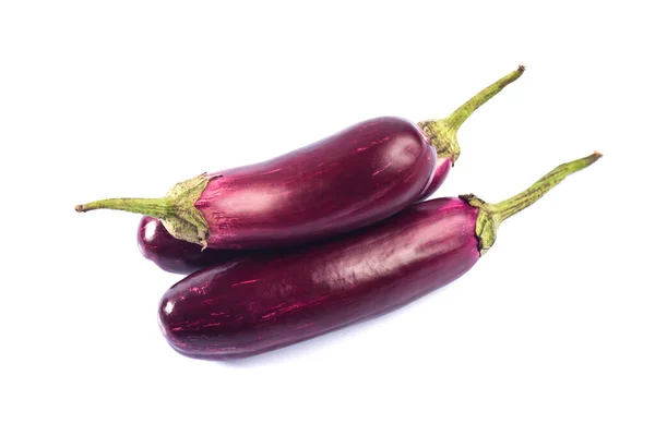 Auberginen oder Auberginen oder Brinjal Gemüse isoliert auf weißem Hintergrund. — Stockfoto