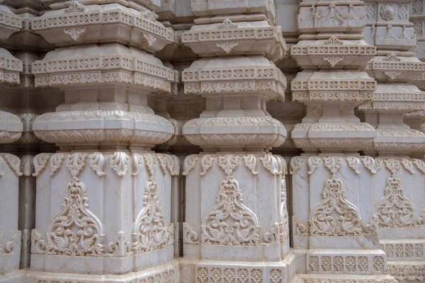 SHEGAON, MAHARASHTRA, ÍNDIA, 10 de julho de 2017: uma maravilha arquitetônica em Anand Sagar Shri Saint Gajanan Maharaj Sansthan. Anand Sagar é local de atração turística de Shegaon — Fotografia de Stock
