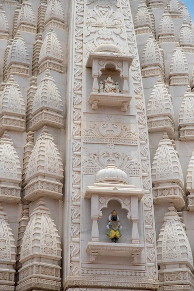 SHEGAON, MAHARASHTRA, INDE, 10 JUILLET 2017 : une merveille architecturale à Anand Sagar Shri Saint Gajanan Maharaj Sansthan. Anand Sagar est un lieu d'attraction touristique de Shegaon — Photo