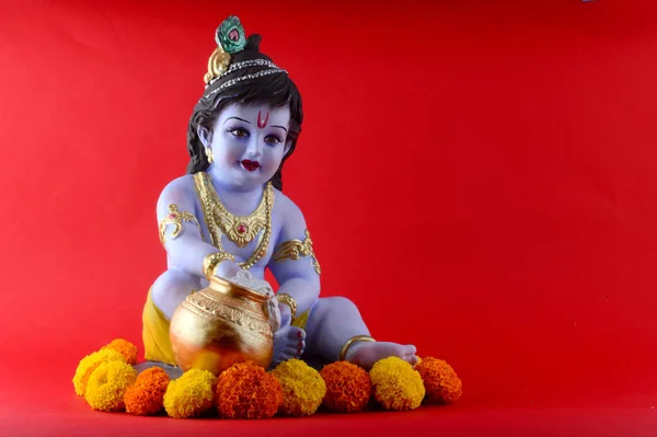 Hindu Deus Krishna em fundo vermelho — Fotografia de Stock