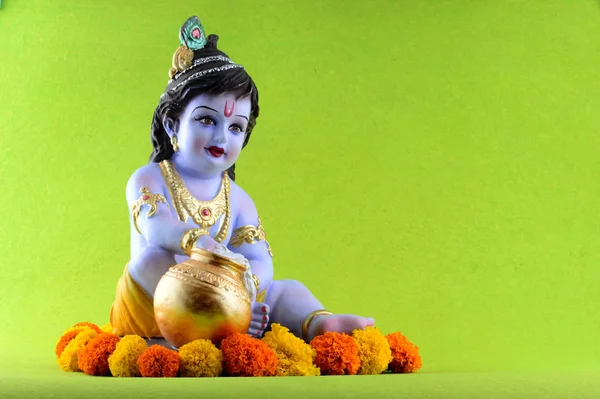 Hindu Deus Krishna em fundo verde — Fotografia de Stock