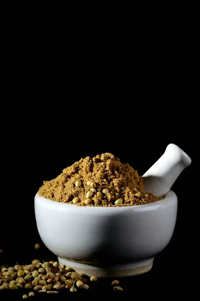 Coriander Powder Seeds Mortar Pestle Black Background — ストック写真