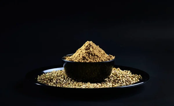 Coriander Seeds Powder Black Background — ストック写真