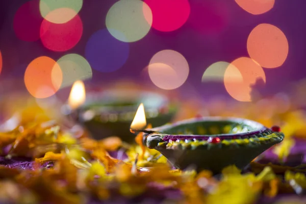 Clay diya lamps lit during Diwali Celebration. Greetings Card De — ストック写真