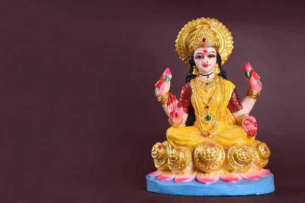 Lakshmi - hindu istennő, Lakshmi istennő. Lakshmi istennő alatt — Stock Fotó
