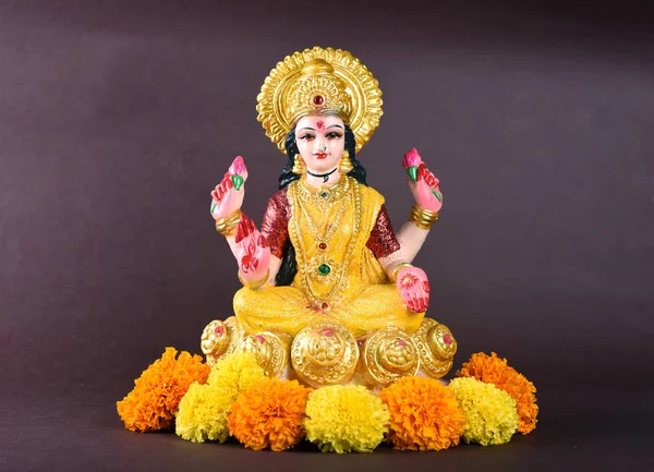 Lakshmi - Hindu goddess ,Goddess Lakshmi. Goddess Lakshmi during Diwali Celebration. Indian Hindu Light Festival called Diwali — Stock Photo, Image