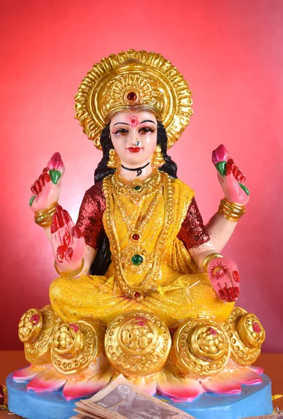 Lakshmi - Diosa hindú, Diosa Lakshmi. Diosa Lakshmi durante la celebración de Diwali. Festival Hindú Indio de Luz llamado Diwali — Foto de Stock