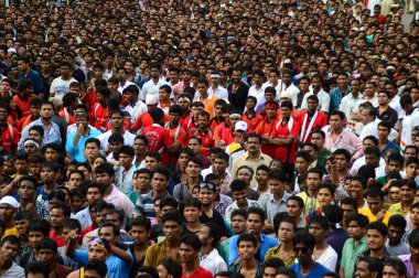Amravati, Maharashtra, Hindistan - 24 Ağustos - Hindistan 'ın Maharashtra kentinde Tanrı Krishna' nın doğumunu kutlamak için Dahi Handi festivalinde 