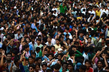 Amravati, Maharashtra, Hindistan - 24 Ağustos - Hindistan 'ın Maharashtra kentinde Tanrı Krishna' nın doğumunu kutlamak için Dahi Handi festivalinde 