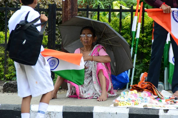 Nagpur, Maháráštra, Indie, srpen - 15: Neidentifikovaní lidé slaví 15. srpna 2014 Den nezávislosti u jezera Futala v Nagpuru — Stock fotografie